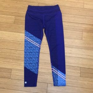 Athleta Sonar 7/8 legging asym blue camo